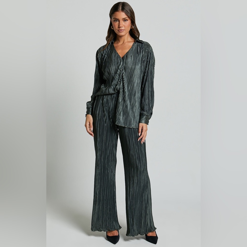 Showpo Olive Green Plisse Matching Pants and Button Up